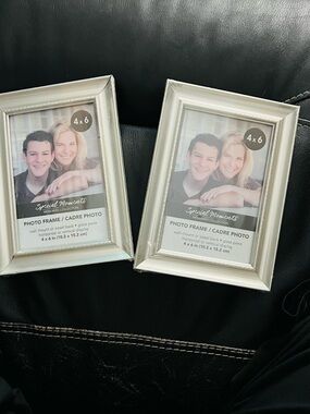 Silver 4x6 Photo Frame - Classic Home Accent